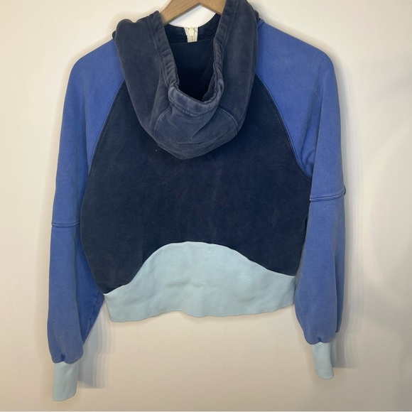 Offline by Aerie Half Zip Hoodie, Size XS, Retro Blue and White Sweatshirt - Picture 5 of 9